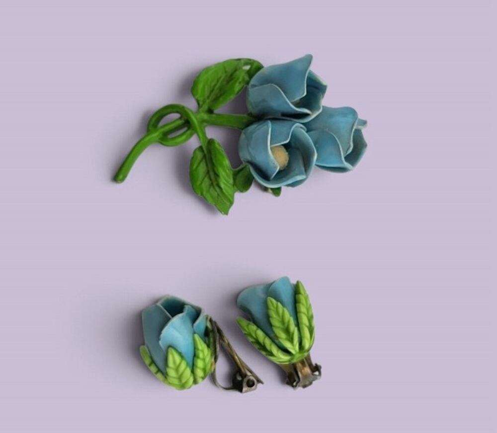Vintage Blue Enamel Rose Flower Brooch & Clip On Earrings Set Sugar Beads
